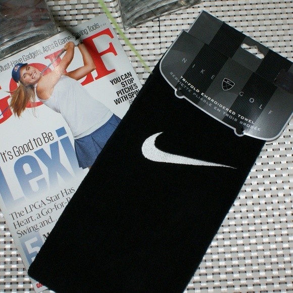 Nike Embroidered Golf Towel....NWT - Picture 2 of 3